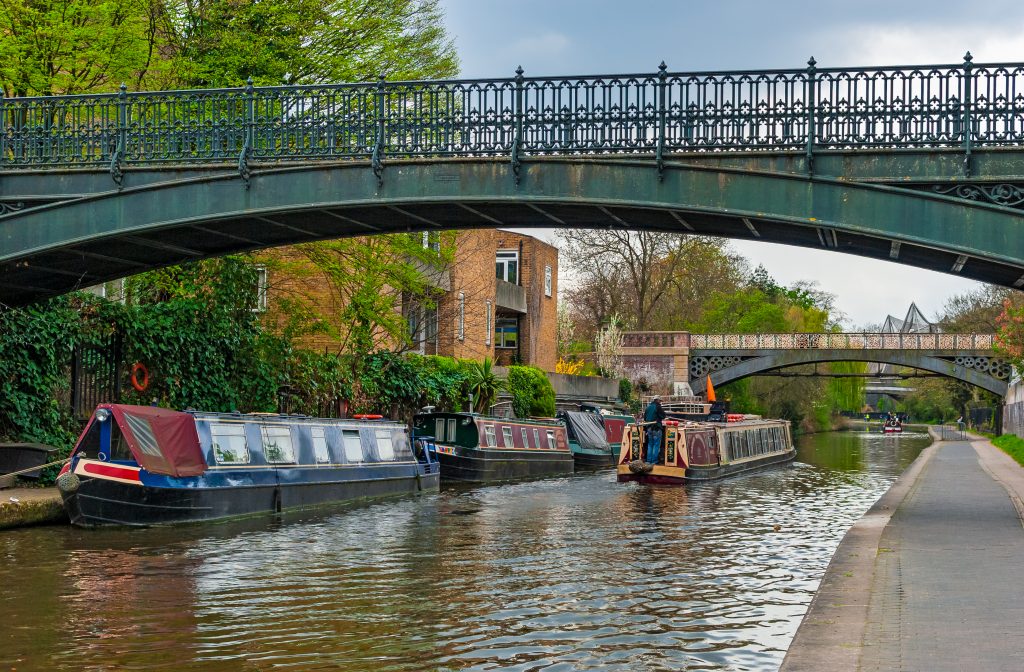 Narrow boats on Regent's Canal